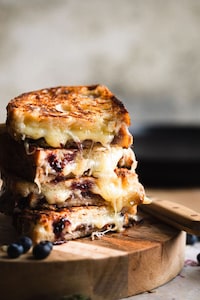 Flavorful Grilled Cheeses Image 2