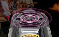 Rugged Dual-Display Smartphones Image 4