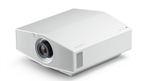 Theater-Quality Living Room Projectors