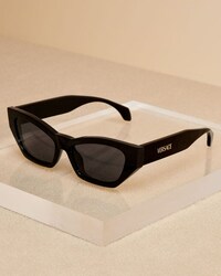 Luxury Statement Frames Image 2