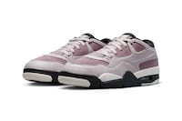 Taupe-Tinged Basketball Sneakers Image 3