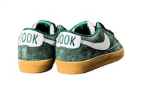 Athlete-Collaborative Low-Cut Shoes Image 3