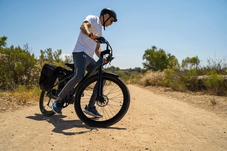 App-Controlled Custom E-Bikes