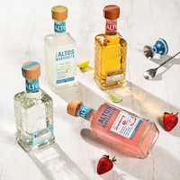 Ready-to-Pour Strawberry Margaritas Image 1