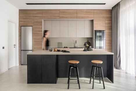 Scenic Modern Hones
