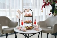 Luxurious Springtime Experiences Image 1