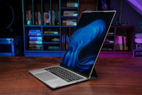 Double-Sized Screen Laptops Image 5