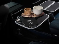 Expansive Car Dining Escapades Image 4