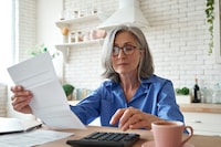 Women-Focused AI-Powered Financial Platforms Image 1