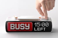 Anti-Distraction Workplace Displays Image 3