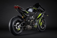 Carbon Fiber Supercar Motorcycles Image 3