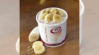 Dessert-Like Oatmeal Bowls Image 1