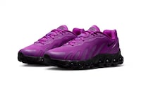 Bold Spring-Ready Layered Sneakers Image 1