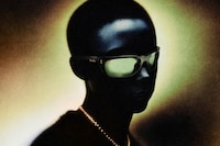 Dynamically Redesigned Sunglasses Image 1