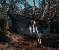 Featherlight Lay-Flat Camping Hammocks Image 2