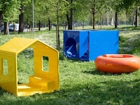 Community-Centric Sculptural Installations Image 2