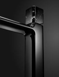 Luxe Refined Bathroom Fixtures Image 3