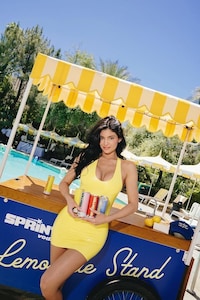 Festival-Themed Cocktail Promotions Image 2