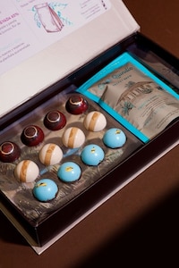 Luxurious Chocolate Tasting Kits Image 6