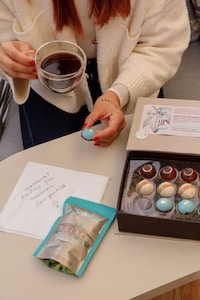Luxurious Chocolate Tasting Kits Image 7