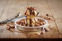 Candy Bar Skillet Cookies Image 1