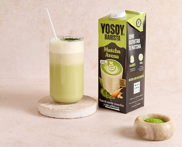 Ready-to-Pour Matcha Lattes