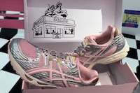 Dessert-Inspired Tonal Sneaker Packs Image 3