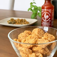 Savory Sticky Rice Chips Image 3