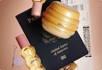 Vibrant Beauty Brand Pop-Ups Image 3