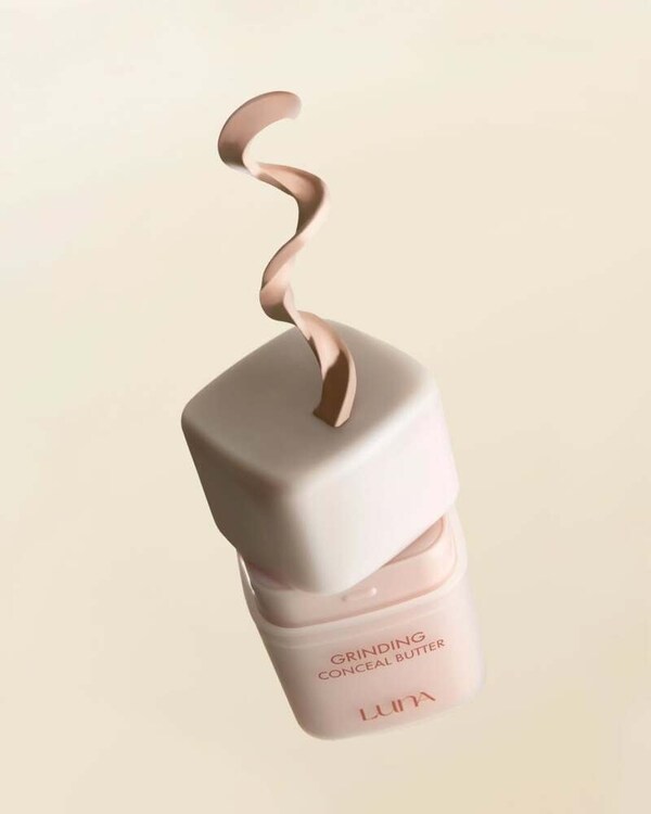 Smooth Twist-Up Concealers