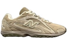Indoor Soccer-Inspired Minimal Shoes