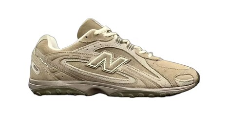 Indoor Soccer-Inspired Minimal Shoes