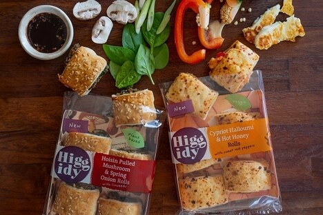 Ready-to-Snack Pastry Rolls