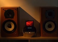 Docking-Friendly Digital Music Players Image 4