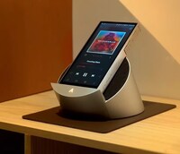 Docking-Friendly Digital Music Players Image 5