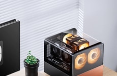 Uniquely-Oriented PC Cases