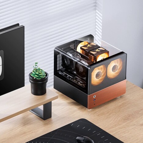 Uniquely-Oriented PC Cases