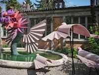 Theatrical Art Installations Image 2