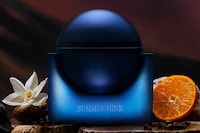 Rich Amber Woody Perfumes