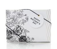 Botanical-Based Gift Sets Image 3