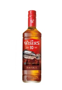 Hockey-Inspired Whisky Bottles Image 1