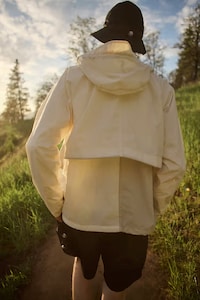 Spring-Ready Outdoor Apparel Image 4