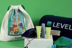 Sustainable Airplane Amenities Article Thubnail
