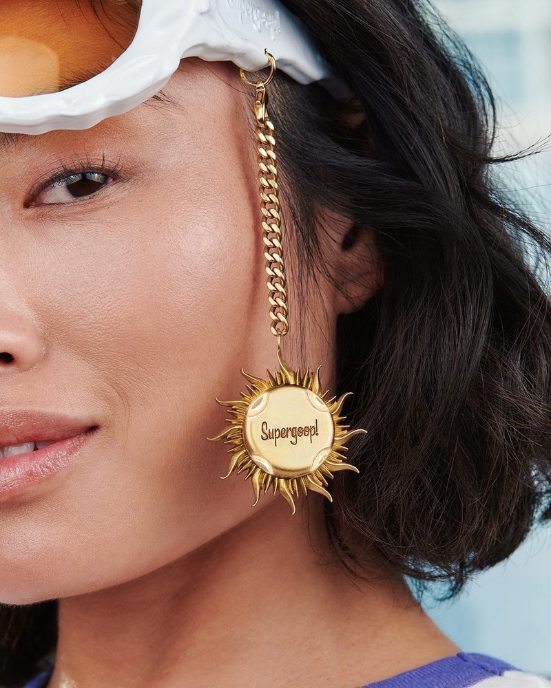 Sunscreen-Toting Sunglasses