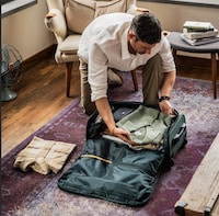 Convenient Garment Bags Image 3