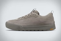 Minimalist Rugged Hiking Shoes Image 1