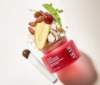 Pudding-Like Exfoliating Creams Image 2
