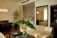 Iconic SoHo Hotels Image 4