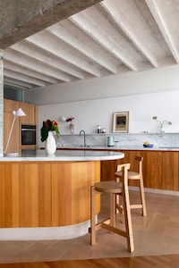 Light-Inviting Renovated Apartments Image 4