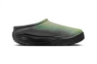 Light Green Gradient Footwear Image 3